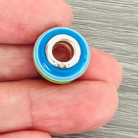 Silver .925  rainbow 🌈 Bracelet charm - Picture 7 of 8